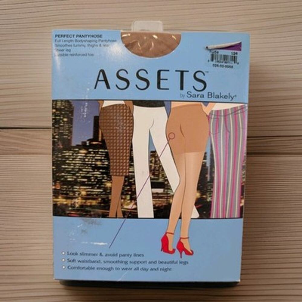 ASSETS by Sara Blakely Perfect Pantyhose Nude Size 2X 2XL Plus Bodyshaping NIP